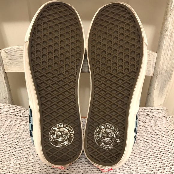 Vans x John Van Hamersveld Crazy World Classic Slip-Ons - Picture 14 of 16